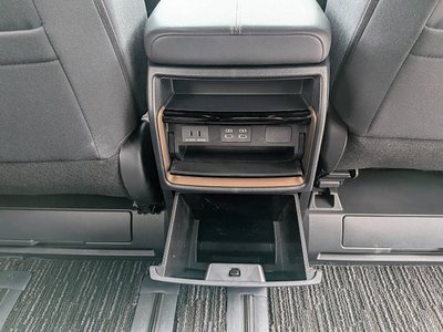 2025 Toyota ALPHARD — миниатюра 38