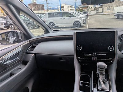 2025 Toyota ALPHARD — миниатюра 43