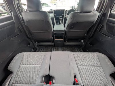 2025 Toyota ALPHARD — миниатюра 37