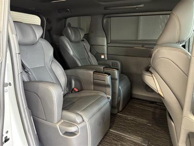 2025 Toyota ALPHARD 缩略图 12