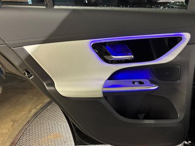 2026 Mercedes-BENZ GLC — миниатюра 15