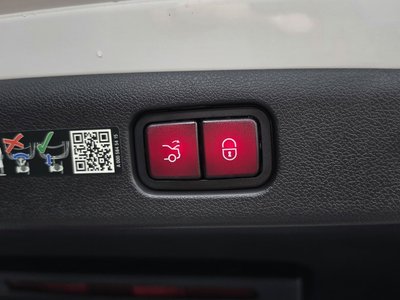 صورة مصغرة 25 لـ 2024 Mercedes-BENZ E-CLASS