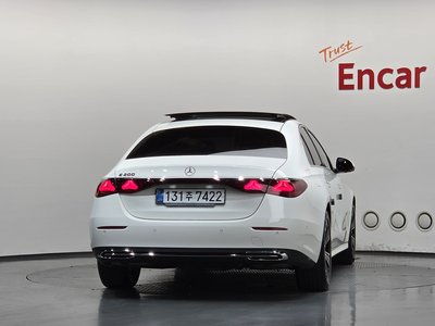 2024 Mercedes-BENZ E-CLASS — фото 3