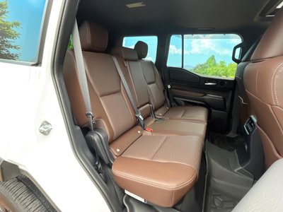 TOYOTA LAND CRUISER 250 - 8