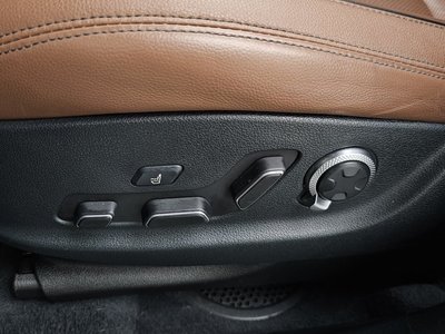 2021 Genesis GV70 — миниатюра 32