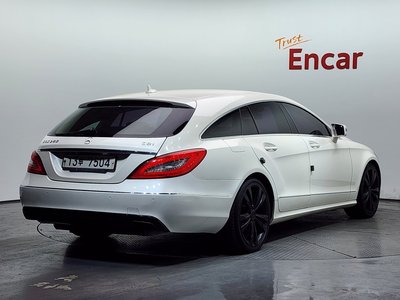 MERCEDES-BENZ CLS-CLASS - 4