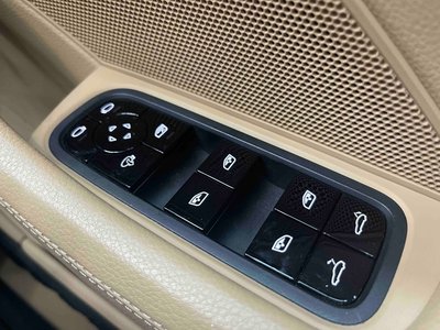2018 Porsche PANAMERA 缩略图 16