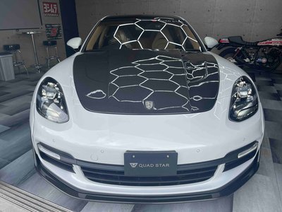 2018 Porsche PANAMERA 照片 2
