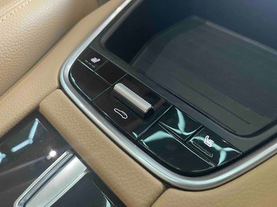 2018 Porsche PANAMERA 缩略图 28
