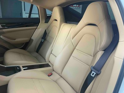 2018 Porsche PANAMERA 缩略图 30