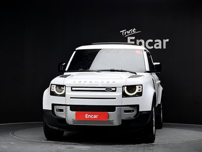 LAND ROVER DEFENDER - 2