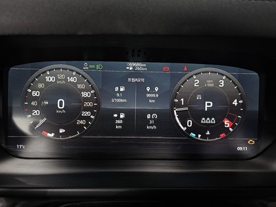 LAND ROVER DEFENDER - 8