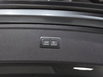 2022 AUDI SQ5 — миниатюра 26