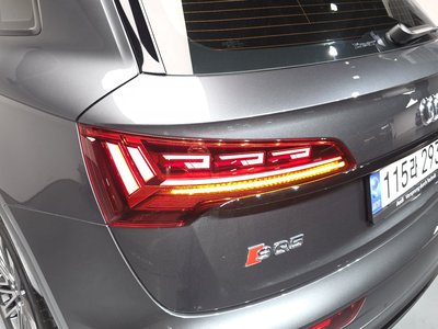 صورة 10 لـ 2022 AUDI SQ5