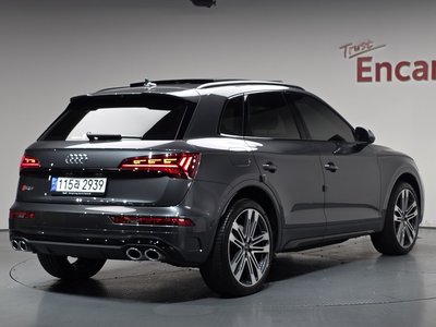 صورة 2 لـ 2022 AUDI SQ5