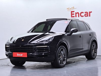 PORSCHE CAYENNE - 1
