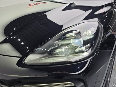 PORSCHE CAYENNE - 9
