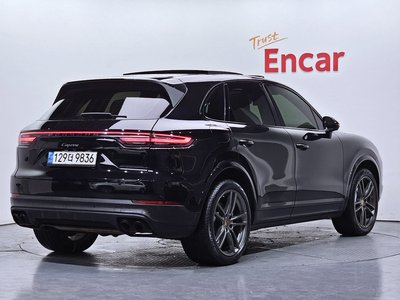 PORSCHE CAYENNE - 4