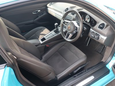 صورة 7 لـ 2017 Porsche 718