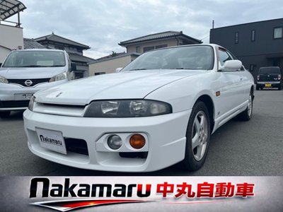 NISSAN SKYLINE COUPE - 2