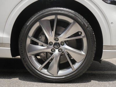 2025 Genesis GV70 photo 6