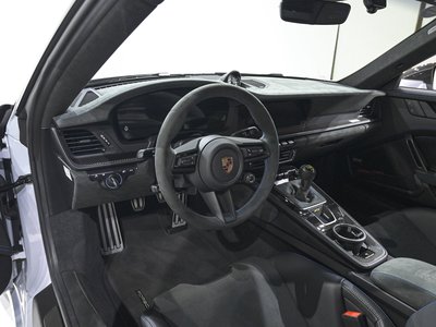 صورة 10 لـ 2026 Porsche 911