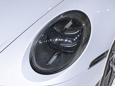 2026 Porsche 911 thumbnail 16
