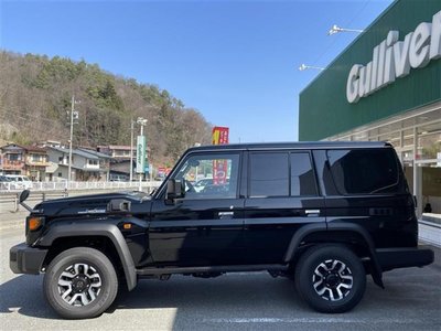 TOYOTA LAND CRUISER - 8