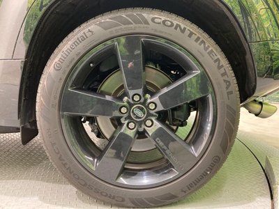 LAND ROVER DEFENDER - 5
