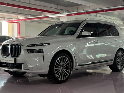 2024 BMW X7 照片 1