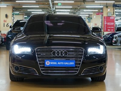 AUDI NEW A8 - 2