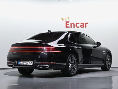 صورة 4 لـ 2023 Genesis G90 (RS4)