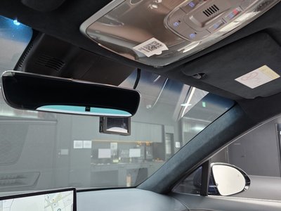 2022 Genesis GV70 — миниатюра 31
