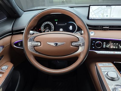 2022 Genesis GV70 — миниатюра 19