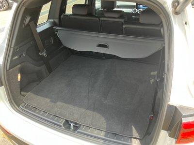 صورة 8 لـ 2024 Mercedes-BENZ GLB