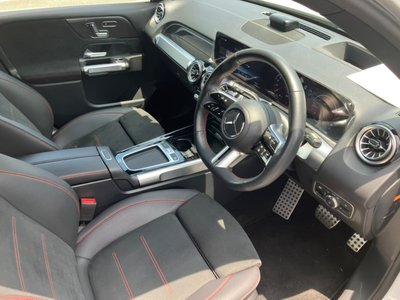 2024 Mercedes-BENZ GLB — миниатюра 13