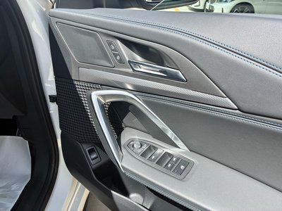 صورة مصغرة 21 لـ 2025 BMW X1