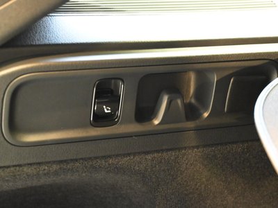 2025 MERCEDES-BENZ C-CLASS — миниатюра 62
