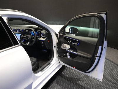 2025 MERCEDES-BENZ C-CLASS — миниатюра 16