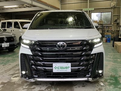 TOYOTA VELLFIRE - 2