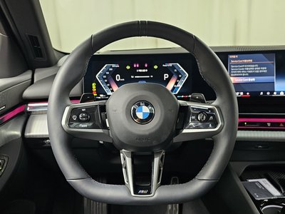صورة مصغرة 20 لـ 2025 BMW 5 SERIES