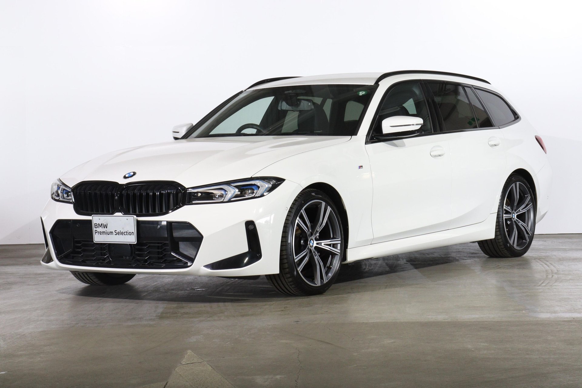 BMW 3 SERIES TOURING - View 1