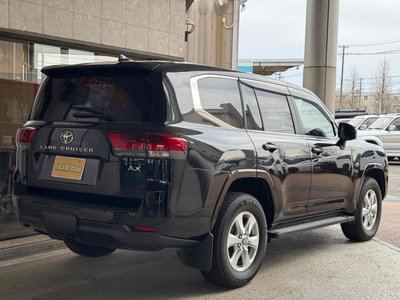 TOYOTA LAND CRUISER 300 - 3