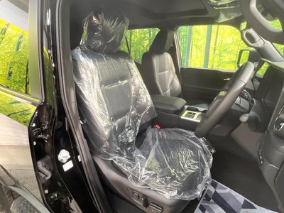 TOYOTA LAND CRUISER 250 - 8