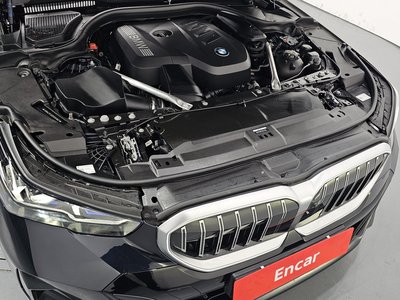BMW 5 SERIES - 7
