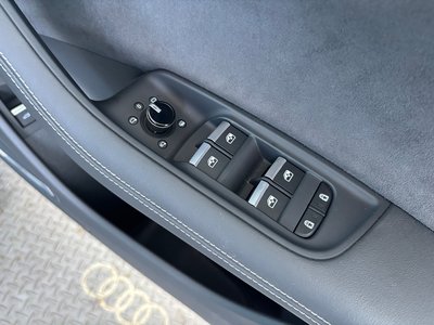 صورة مصغرة 49 لـ 2024 AUDI Q8