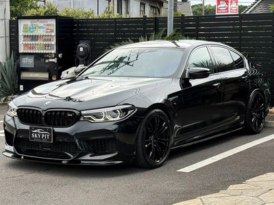صورة 8 لـ 2018 BMW M5