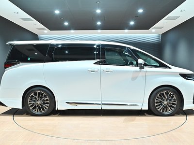 TOYOTA VELLFIRE - 6