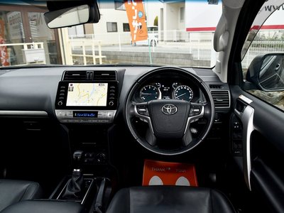 TOYOTA LAND CRUISER - 8