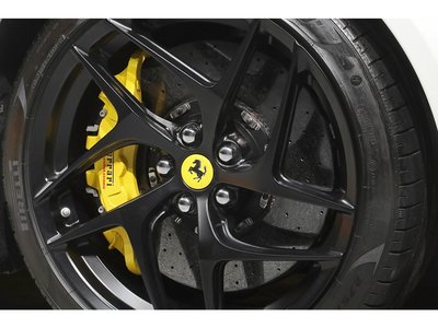 FERRARI 812 SUPERFAST - 10